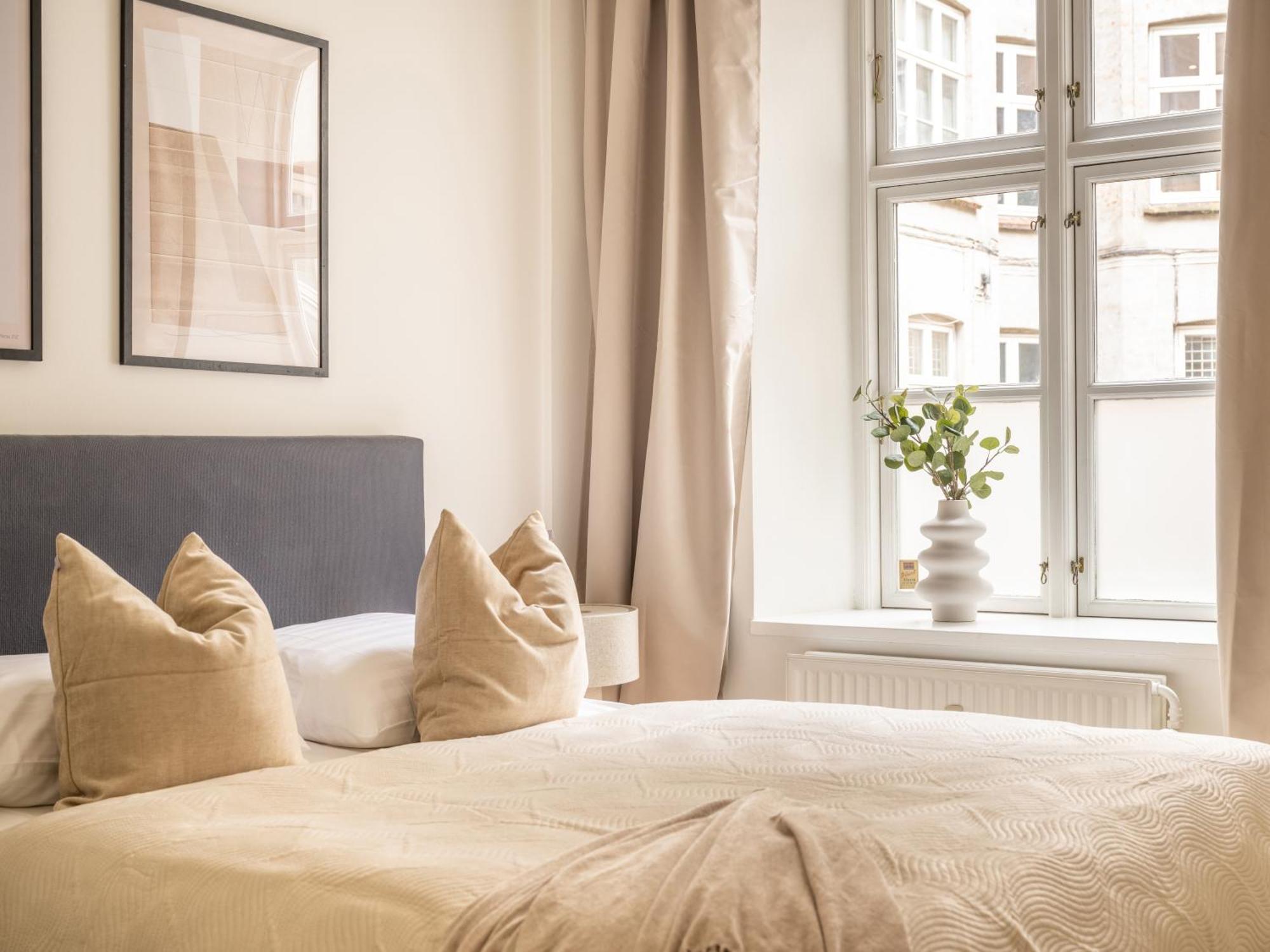 Sanders Noble - Fantastic 4-Bdr Apt In The Capital Kopenhaga Zewnętrze zdjęcie